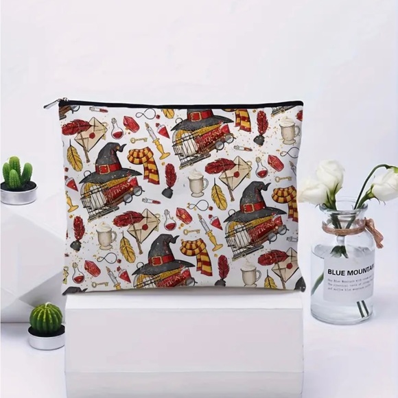 Harry Potter Zipper Pouch - Picture 6 of 9